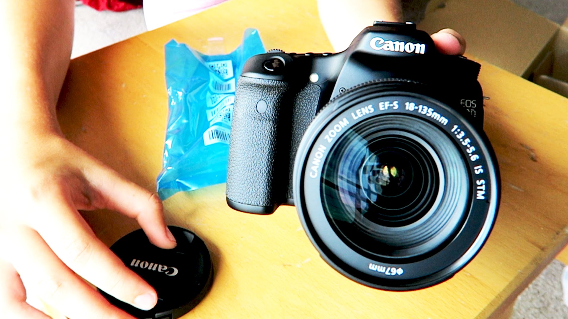Casey Neistat’s Camera! // Canon 70d DSLR video tested and unboxed!