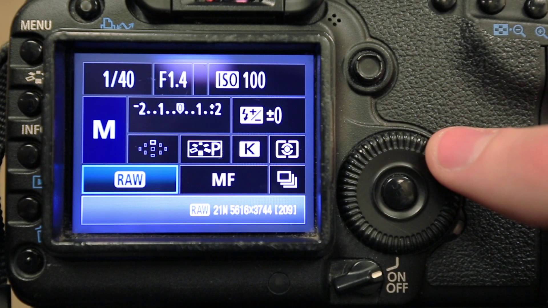 Episode 000 – Set (Canon) DSLR Camera to take RAW Images