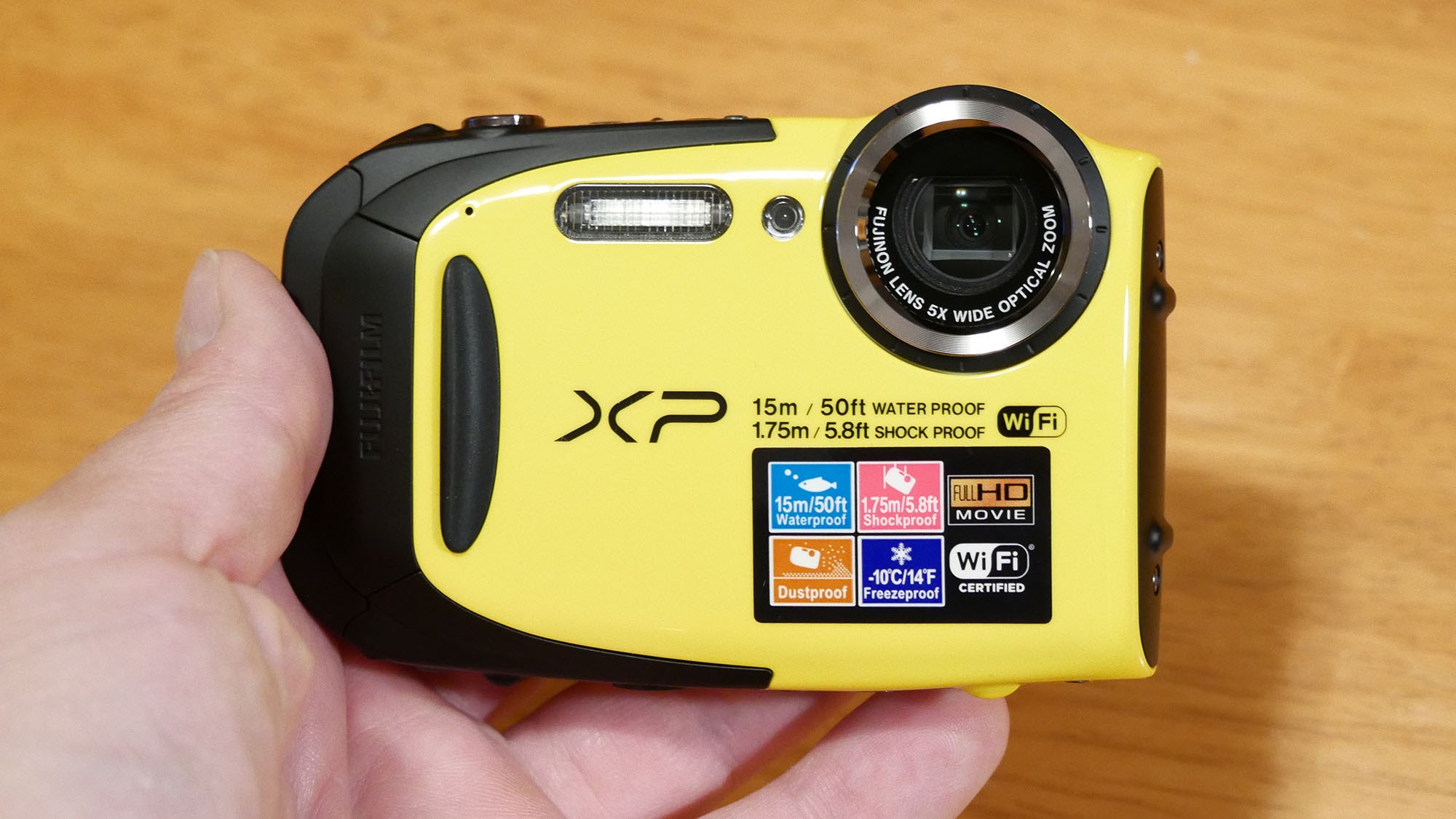 Fuji XP80 Waterproof Shockproof Digital Camera Unboxing & Initial Impressions (Finepix XP80)