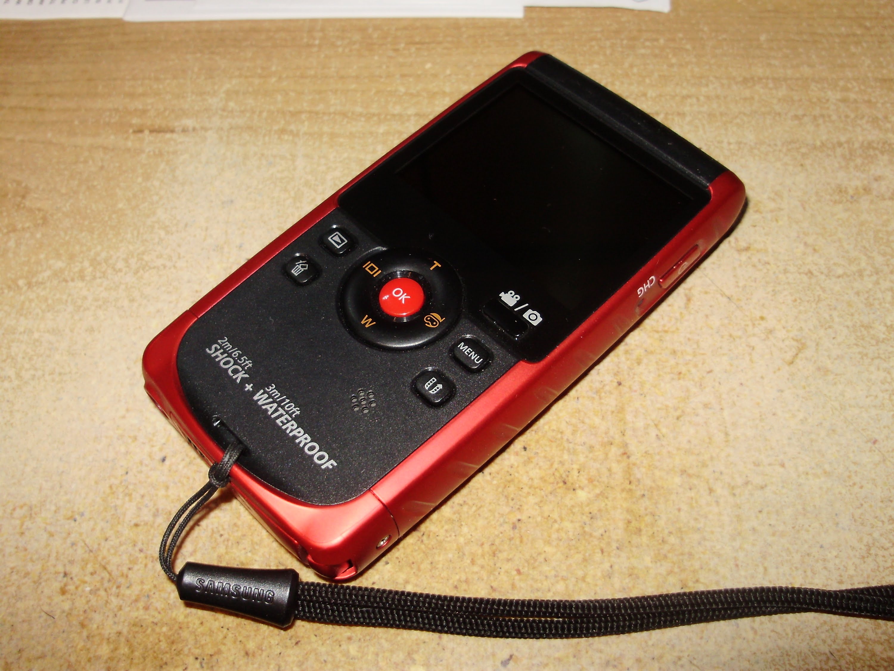Samsung HMX-W200 HD waterproof shockproof dustproof digital camera / camcorder